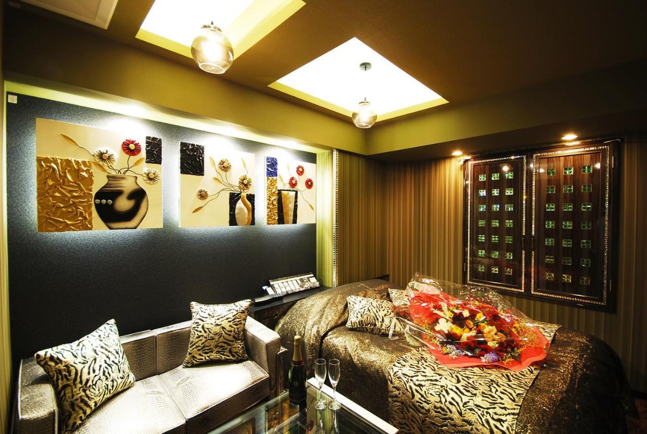 Hotel Sara Kinshicho (Adults Only) Tokyo Exterior photo