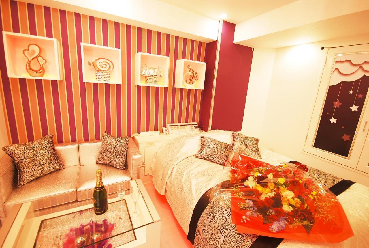 Hotel Sara Kinshicho (Adults Only) Tokyo Exterior photo